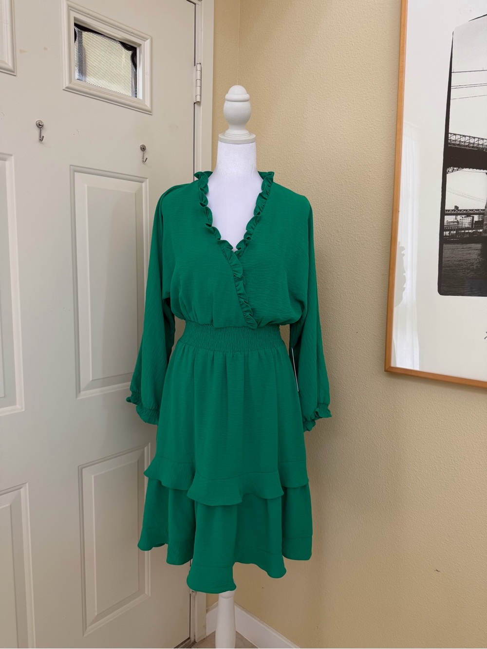 NWT Emma & Michelle Ruffle-Trim Emerald Midi Dress Size Medium